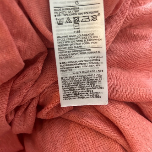 Women’s Old Navy V Neck Tee Shirt Short Sleeve Large NWT - Picture 9 of 9